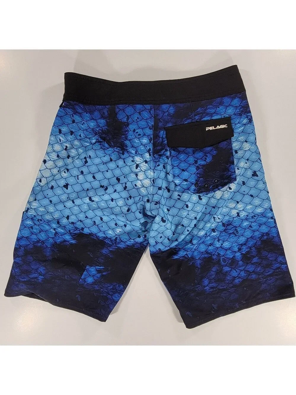 Pelagic Board Shorts Men's 30 Blue Hydro Lite Boardshorts Swim Trunks Fishing